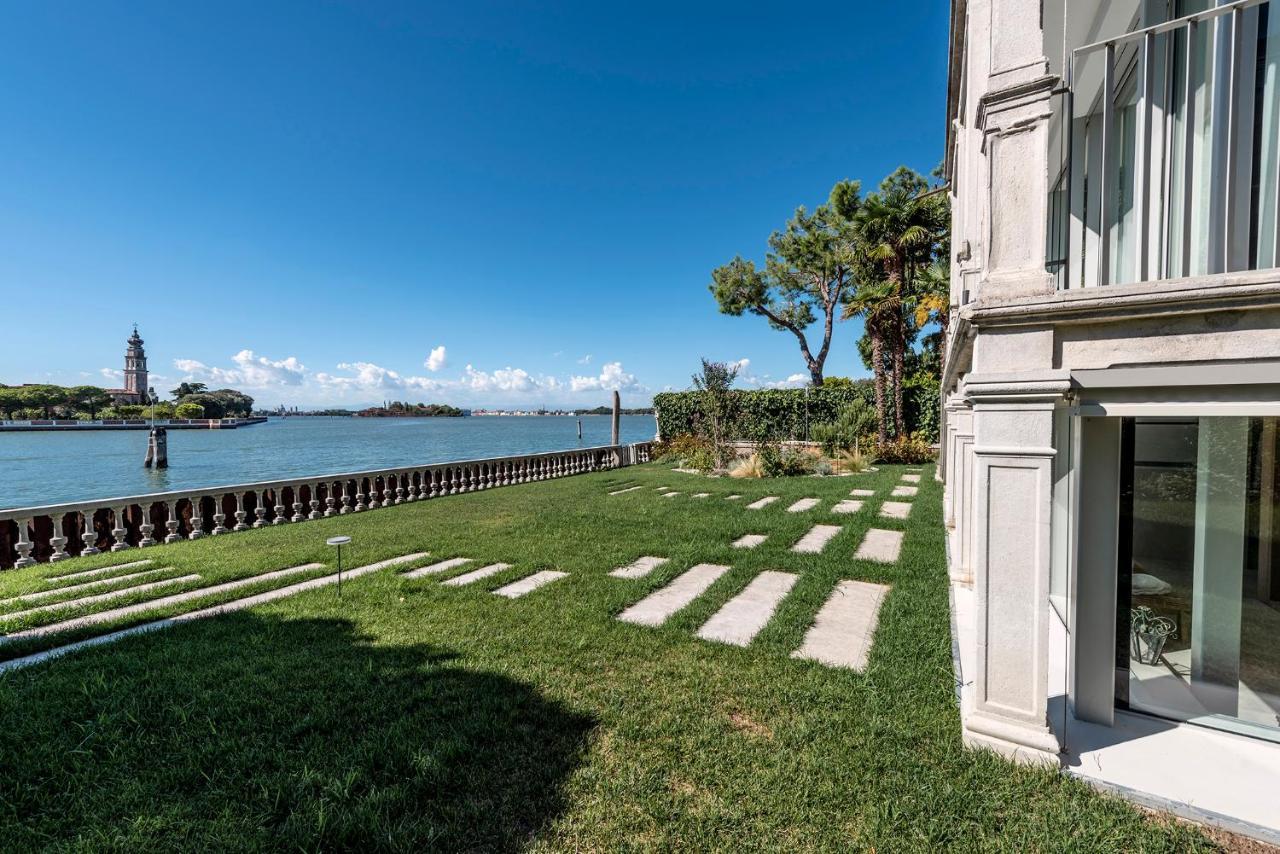 Ca' Delle Contesse - Villa On Lagoon With Private Dock And Spectacular View Venedik-Lido Dış mekan fotoğraf