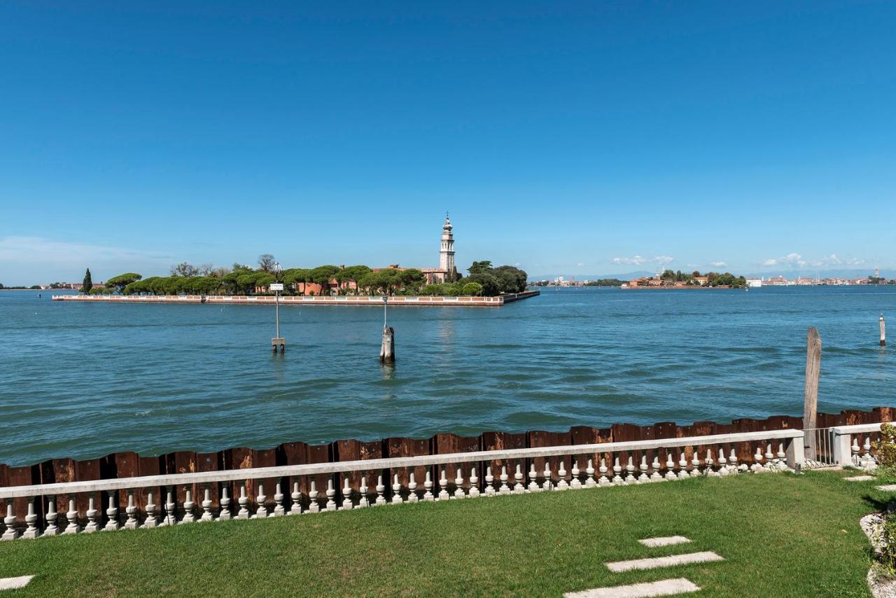 Ca' Delle Contesse - Villa On Lagoon With Private Dock And Spectacular View Venedik-Lido Dış mekan fotoğraf